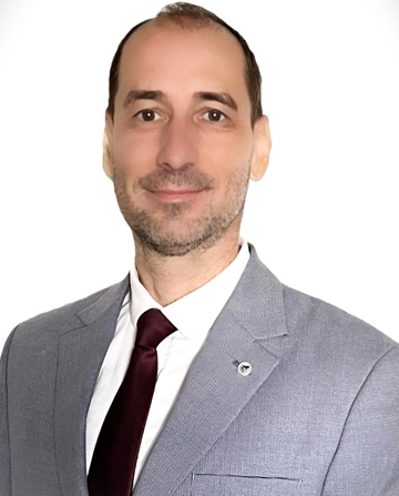 Daniel Szirtesi